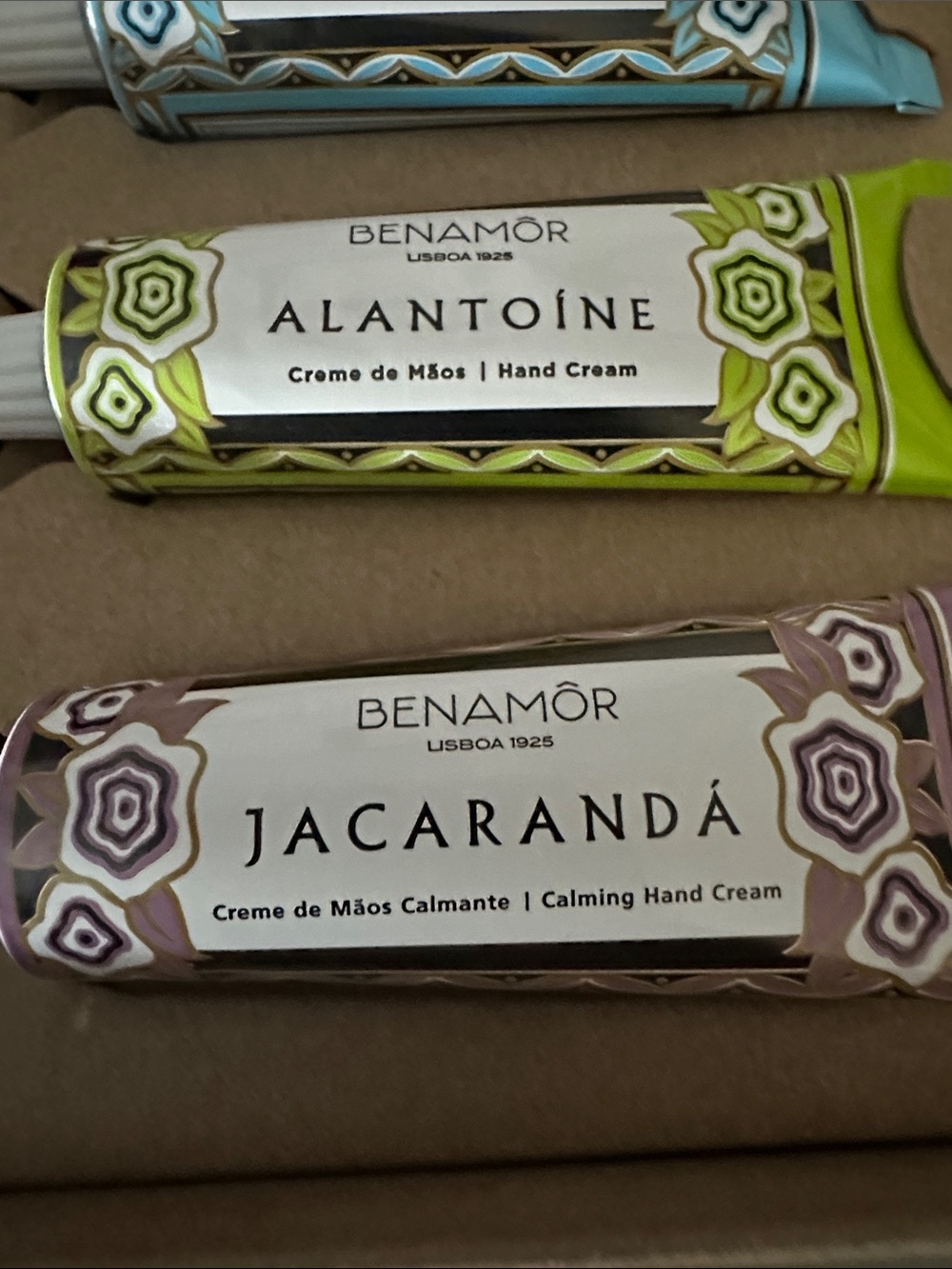 Hand Cream Gift Box - Multi-Color - Picture 7 of 8
